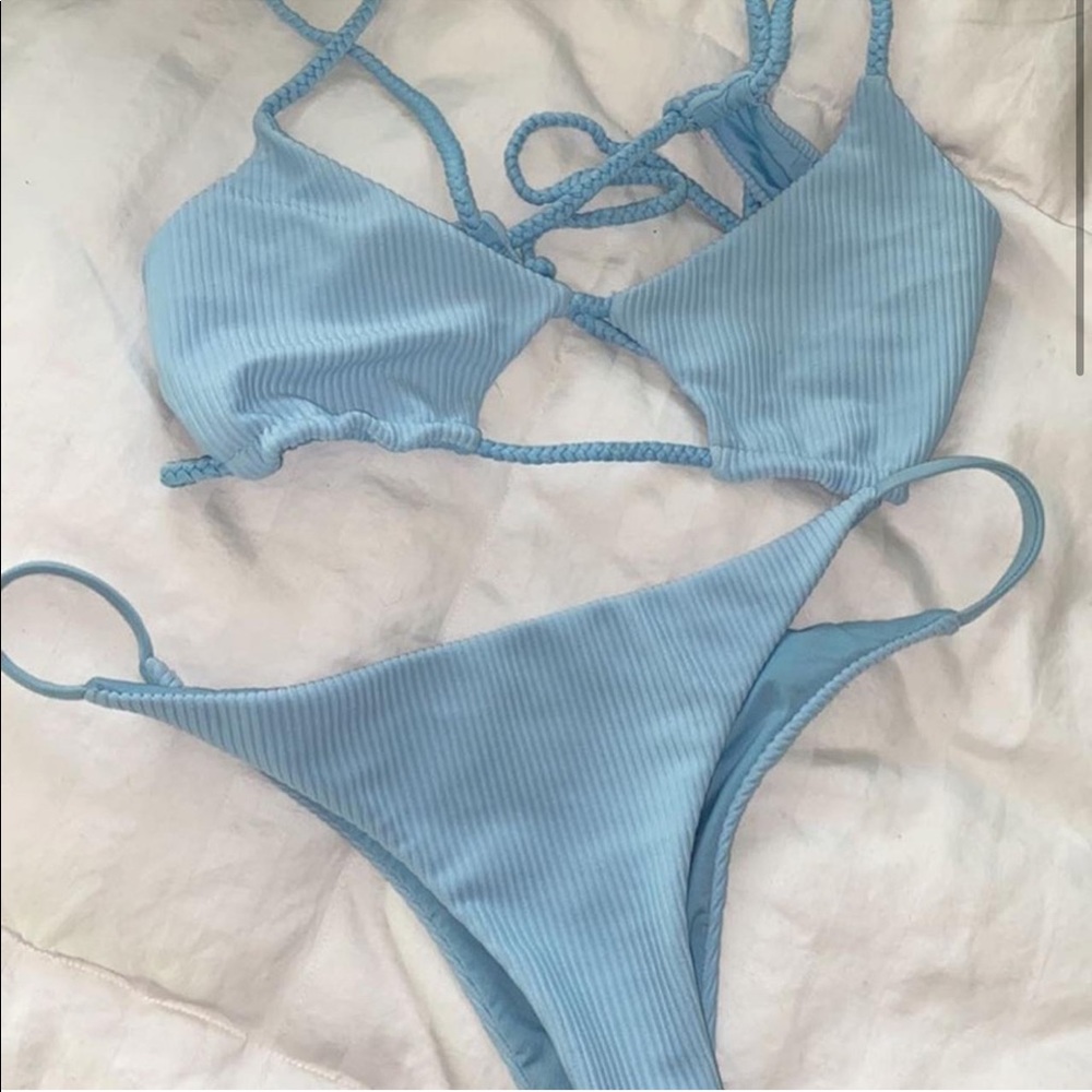 Frankies Bikinis set